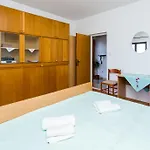 Kate, Plat Apartman