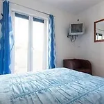 Apartman Kate, Plat