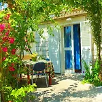 Kate, Plat Apartman