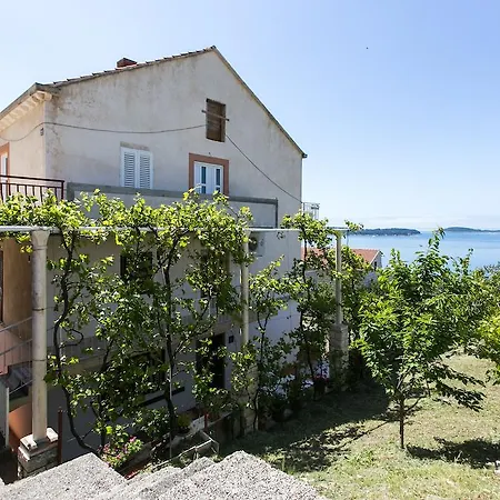 Apartmani Kate, Plat * Mlini