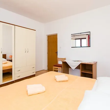 Apartmani Kate, Plat Apartment