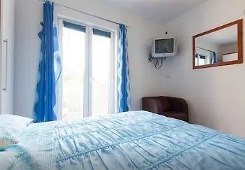 Apartment Apartmani Kate, Plat