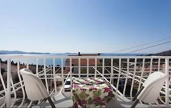 Apartmani Kate, Plat * Mlini