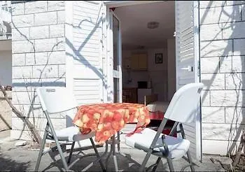 Apartmani Kate, Plat * Mlini
