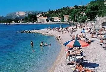 Lägenhet Kate, Plat